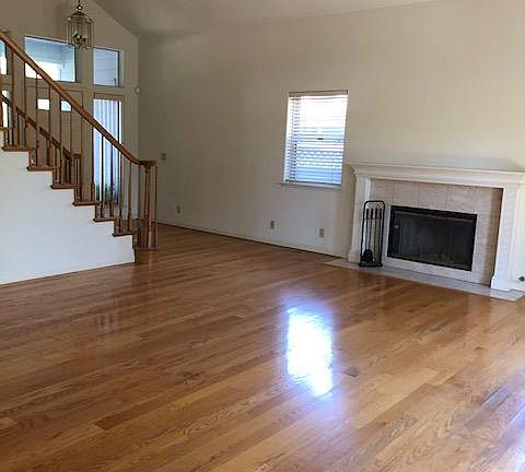 4th image of 10090 Peninsula Ave