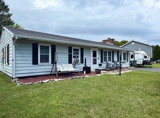 20 Chenango Rd, Plattsburgh, NY 12901