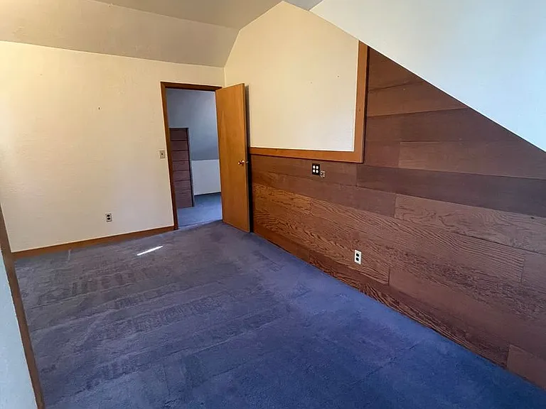 1619 Mission Rd — Photo 5