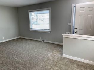 8537 W Lawrence Ave, Milwaukee, WI 53225