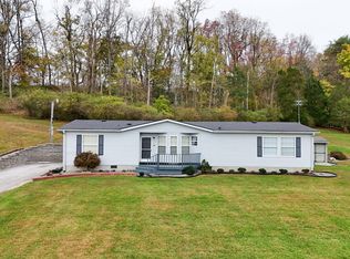 765 Stanford St, Crab Orchard, KY 40419