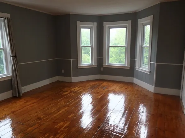 348 Fairmount St Floor 1, Fitchburg, MA 01420