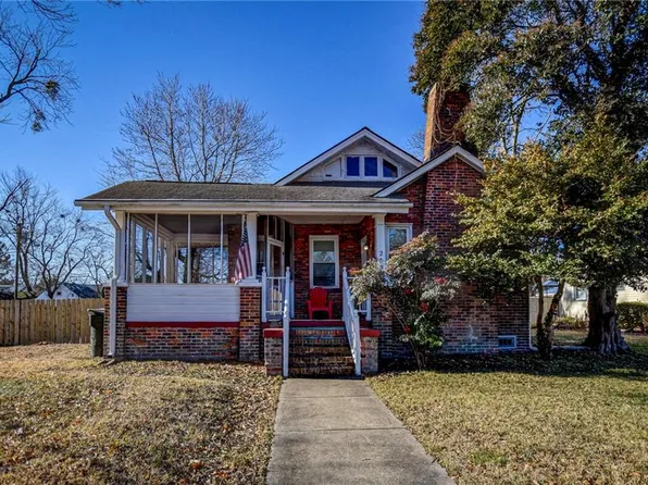 203 Apple Ave, Hampton, VA 23661