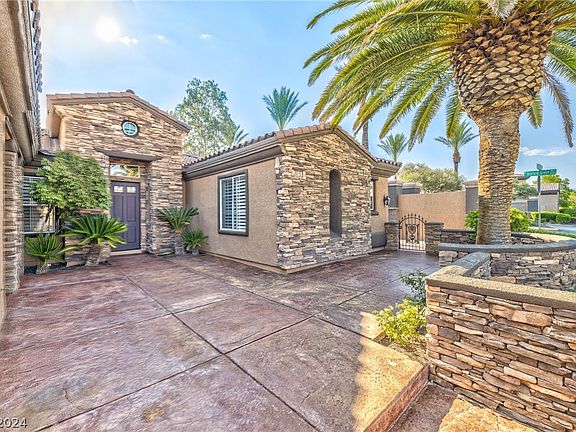 3rd image of 5015 Crown Cypress St