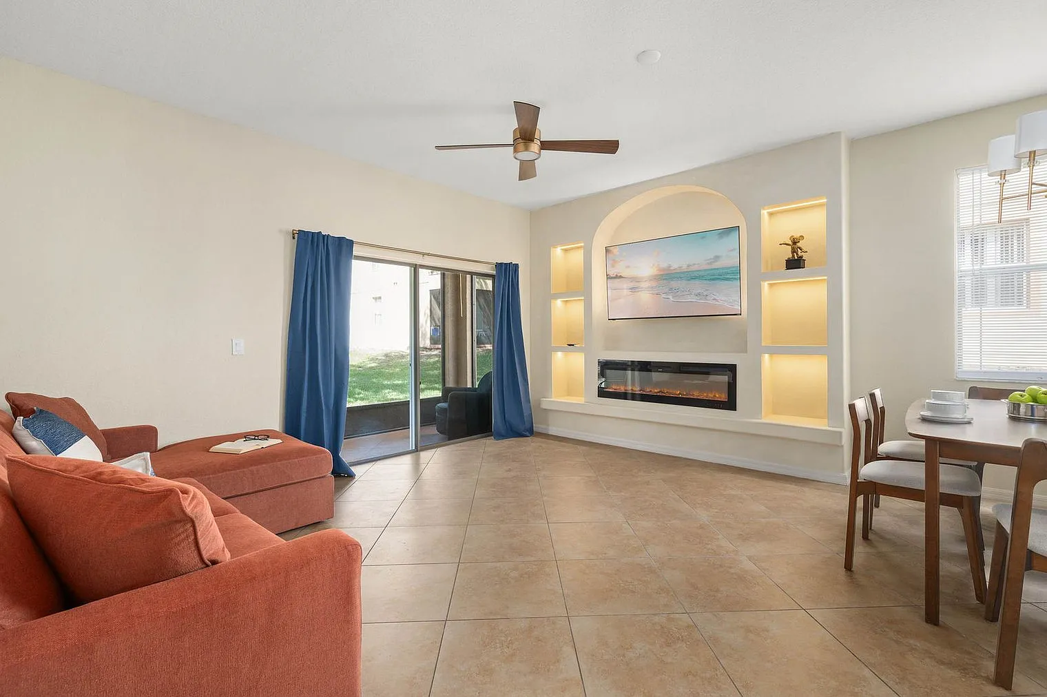 4 bed, 3.0 bath, 1851 sqft, $3,644 — Photo 2
