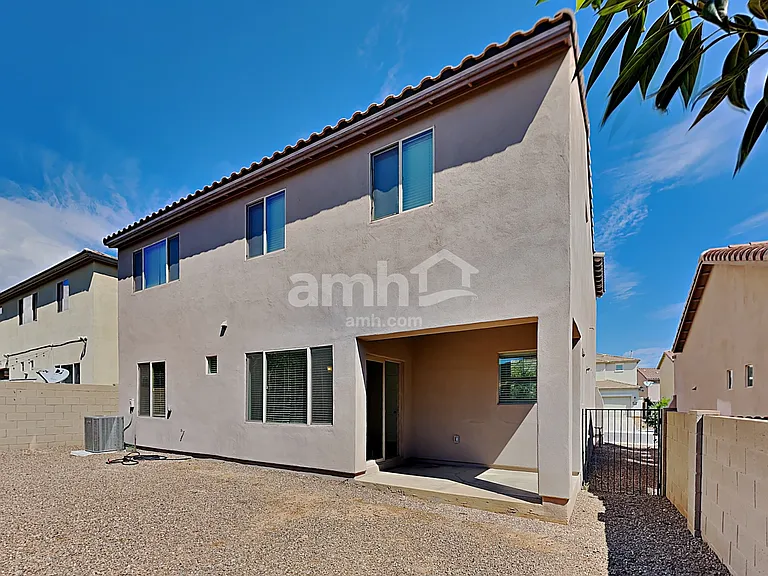 108 E Calle Del Rondador — Photo 17