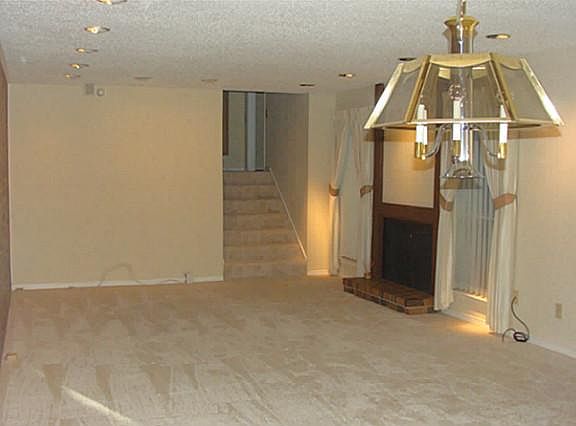 5th image of 1306 El Camino Real