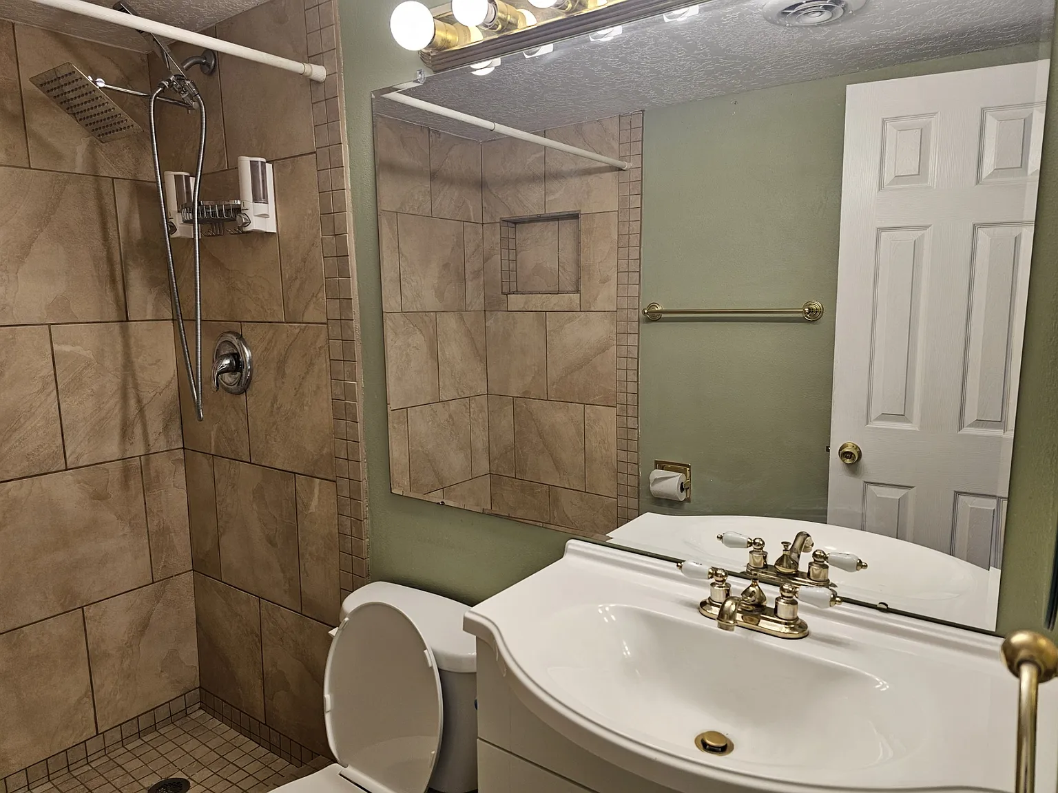 1 bed, 502 sqft, $1,080 — Photo 3