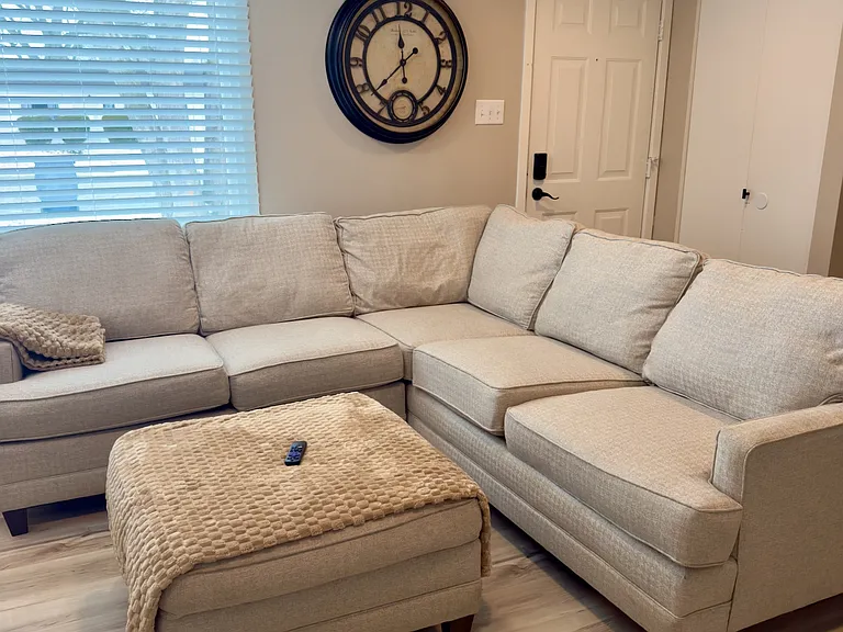 112 Belle Aire Ave — Photo 3