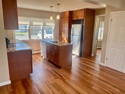 4th image of 2 Field Ln