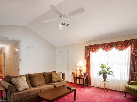 4th image of 114 Hammond Dr