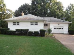 20084 Jewell Ave, South Bend, IN 46614