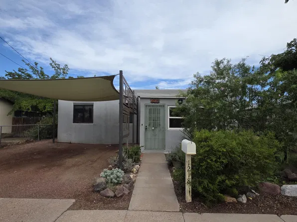 1218 11th St NW, Albuquerque, NM 87104