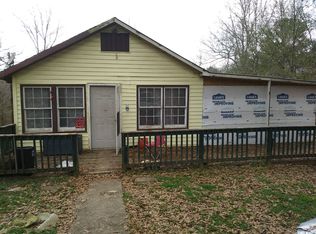 296 2nd Pl NW, Graysville, AL 35073
