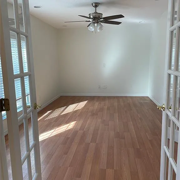 1424 Chesterfield Dr — Photo 21