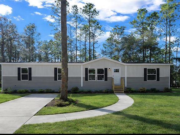 3rd image of 4165 SW 168th Cir