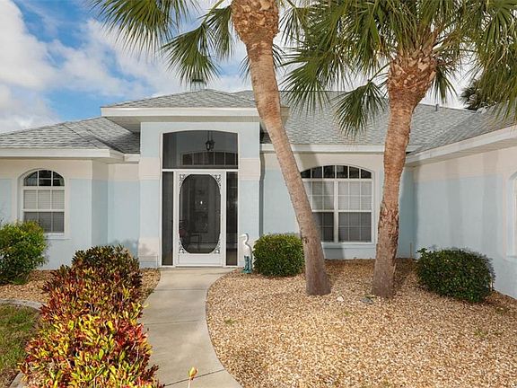 5th image of 587 Rotonda Cir