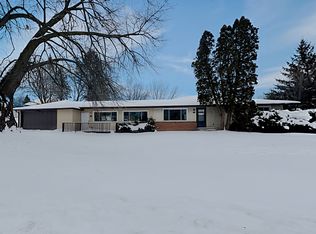 1911 Adolphus St, Saint Paul, MN 55117