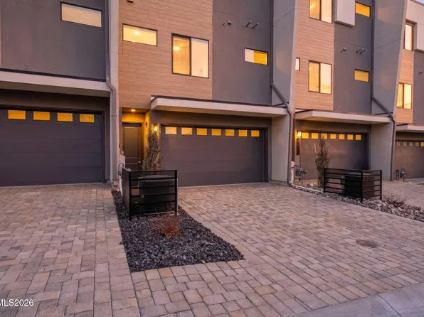 176 Rissone Ln, Reno, NV 89503