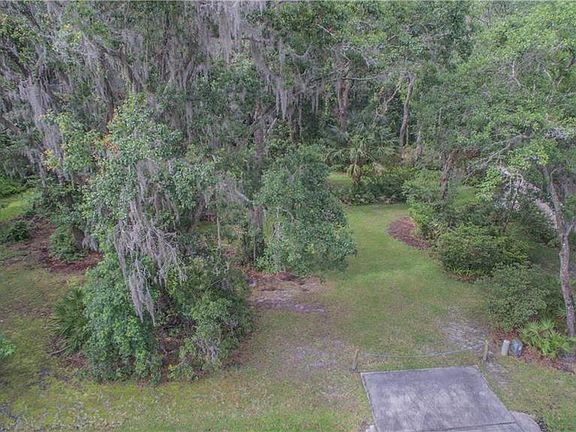 5th image of Forestwood Dr E