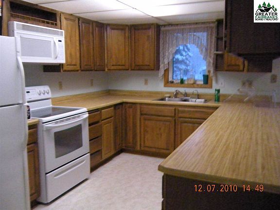 2nd image of 2205 Ravenwood Ave