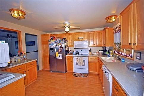 5th image of 3683 NE Hyak Way