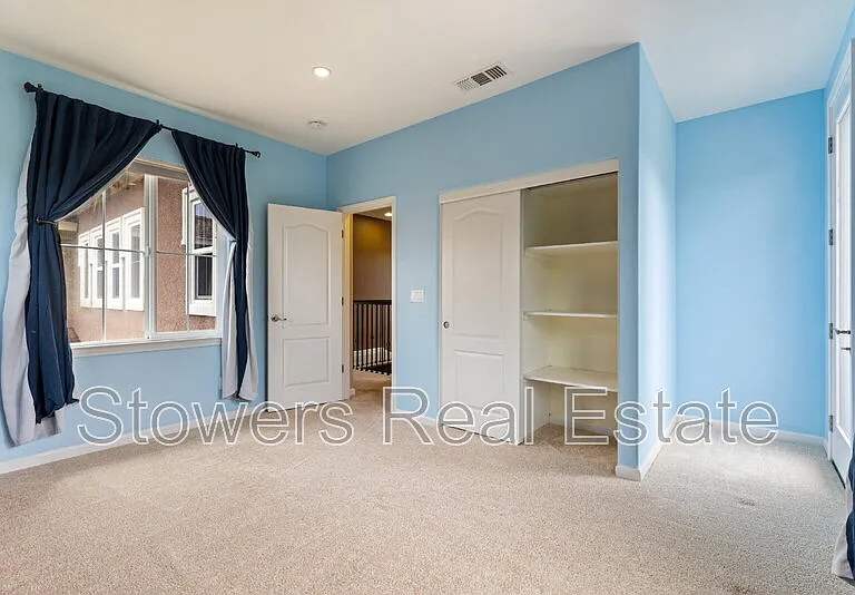 2512 Piccadilly Cir — Photo 27