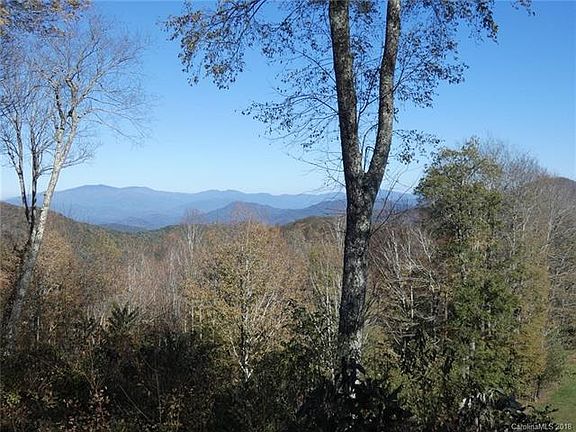2nd image of 401 Eagles Nest Ct S