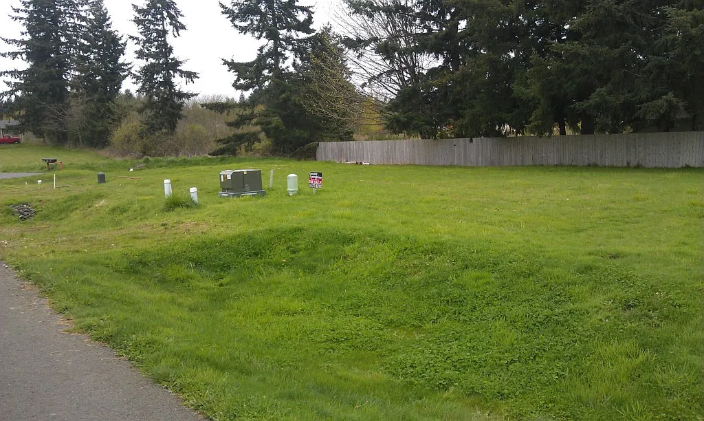 2302 Rosewood Ln photo 1