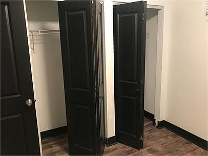 2nd image of 1363 W Walton St #11014856