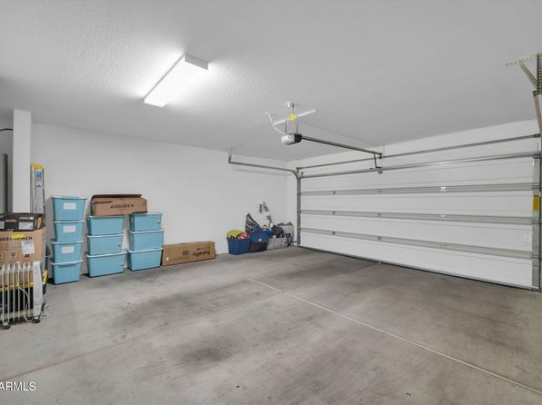 2049 N 77th Dr, Phoenix, AZ 85035