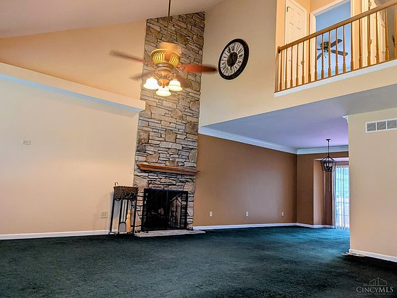 2nd image of 6250 Deerhaven Ln