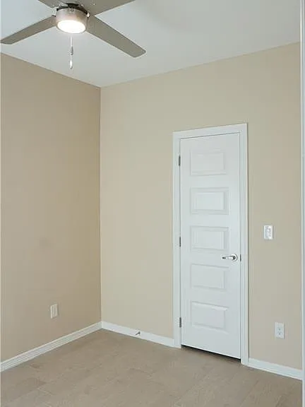 2918 W Kenwood St #2 — Photo 23