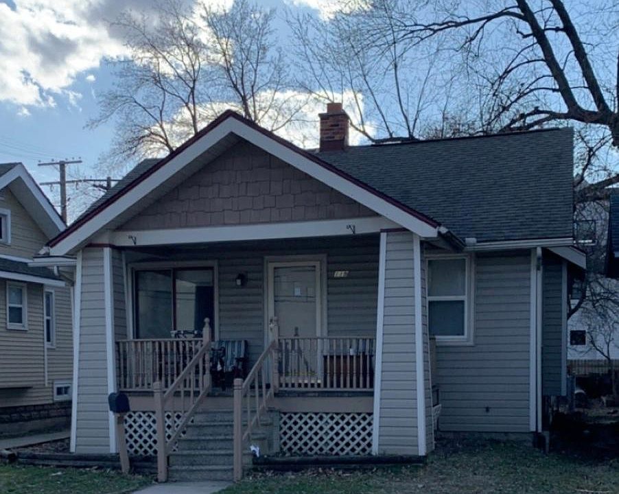 1st image of 119 N Laurel St