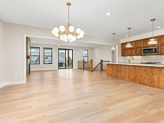 5th image of 5707 3rd St