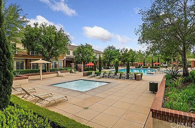 3 bed, 2.5 bath, 1953 sqft, $3,500 — Photo 4