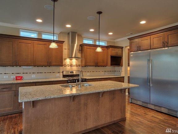4th image of 11103 172nd Street Ct E