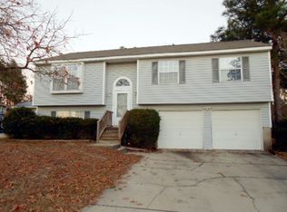 396 Pin Oak Dr, Lexington, SC 29073