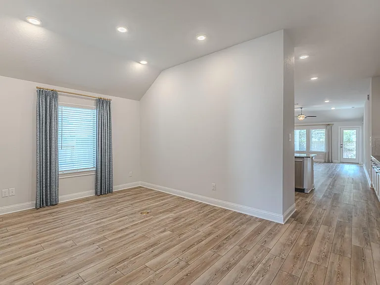 9840 Sweet Flag Ct — Photo 11