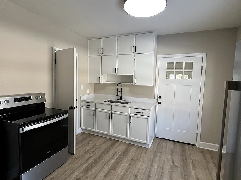 730 Custer St #1 — Photo 7