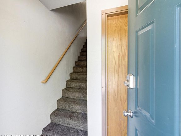 4th image of 3102 Willow St APT D