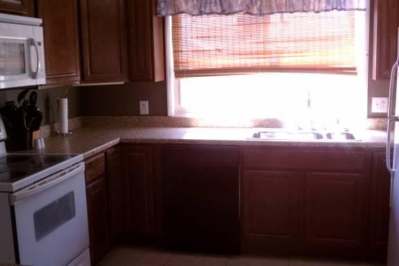 3rd image of 1321 James Ave