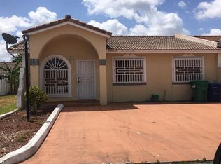 7662 NW 181st St, Hialeah, FL 33015