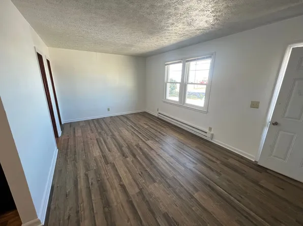 1007 Saint Hwy #109, Jerseyville, IL 62052