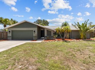 6921 8th Street Ct E, Sarasota, FL 34243