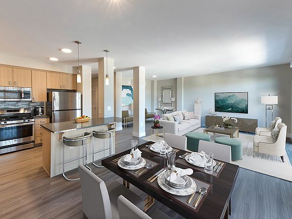 4th image of 1500 Newell Ave #229
