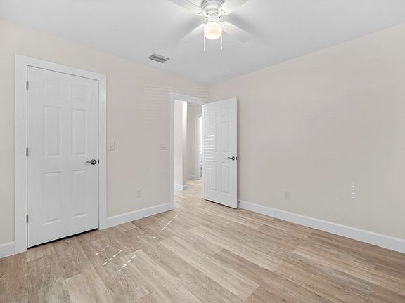 5th image of 4715 W Bay Vista Ave