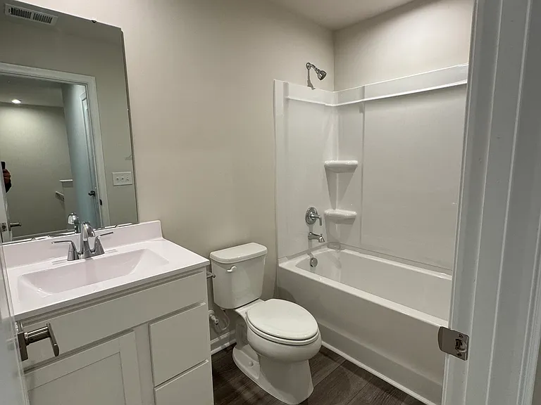 272 Christiana Ln — Photo 17