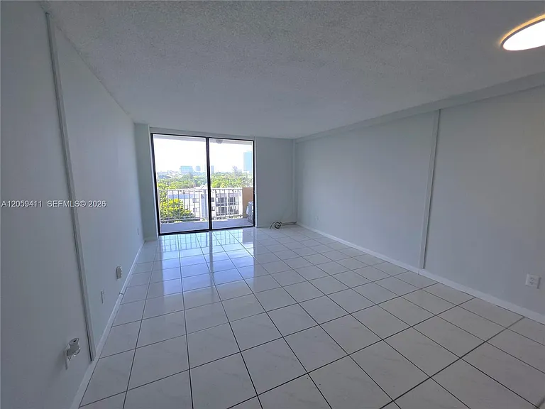 2350 NE 135th St #602 — Photo 1