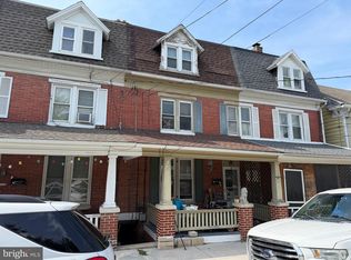 39 W Gay St, Red Lion, PA 17356